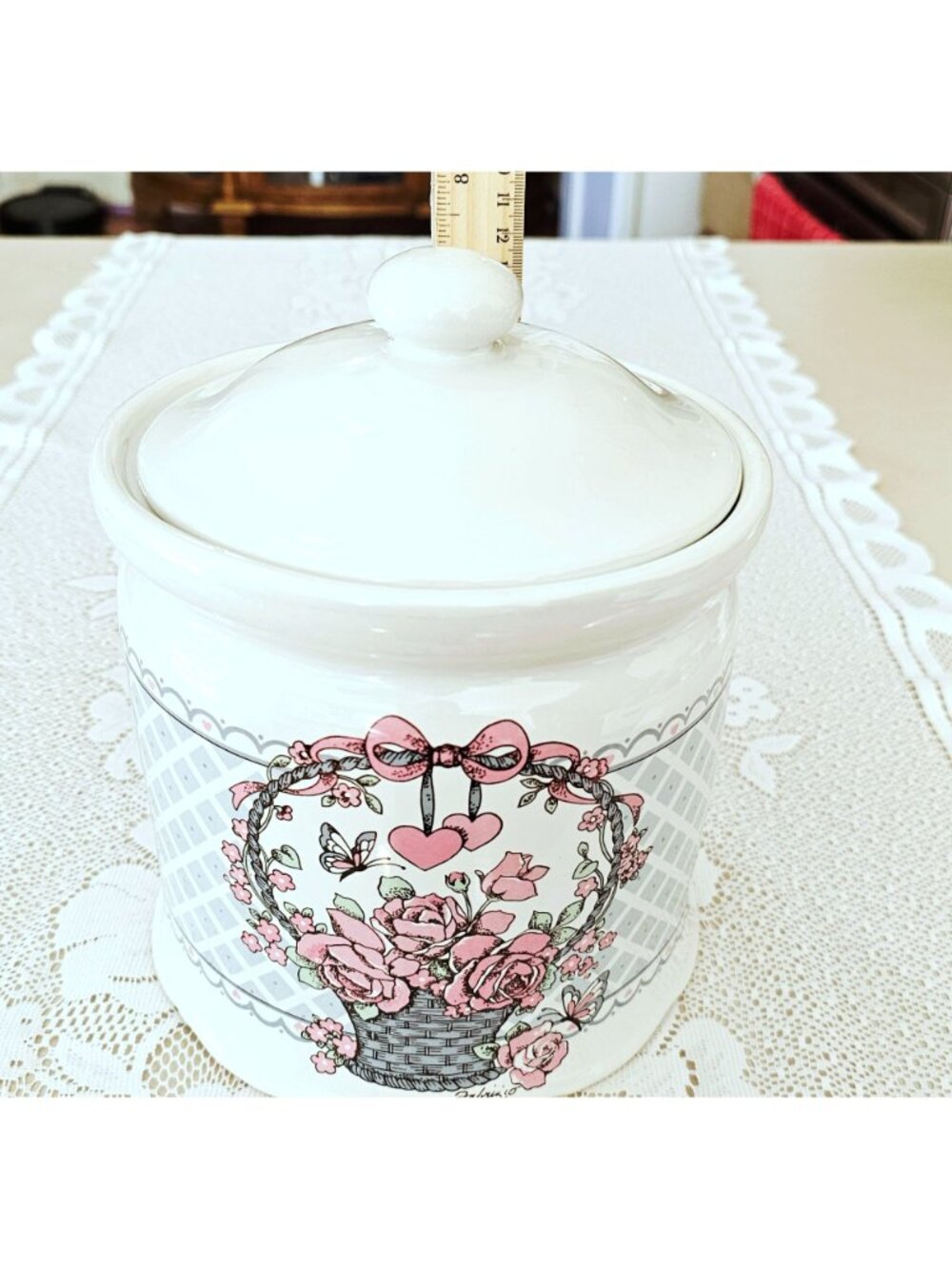 1980s Large Canister 7.5" Veranda Hearts Roses Basket Cottagecore vtg kitchen - Picture 12 of 12